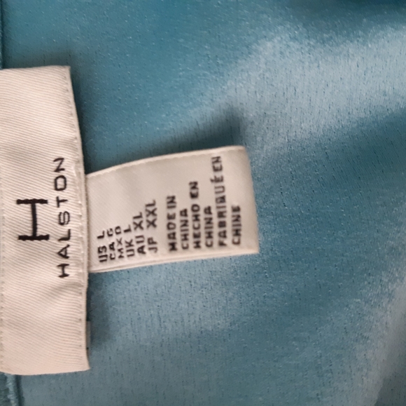 Dress - Picture 2 of 4